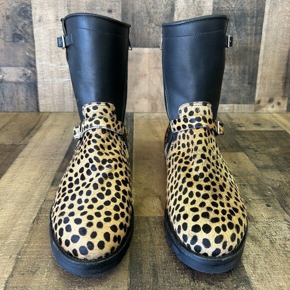 Classic Brown Ankle Boots with Timeless Design - Picture 6 of 12